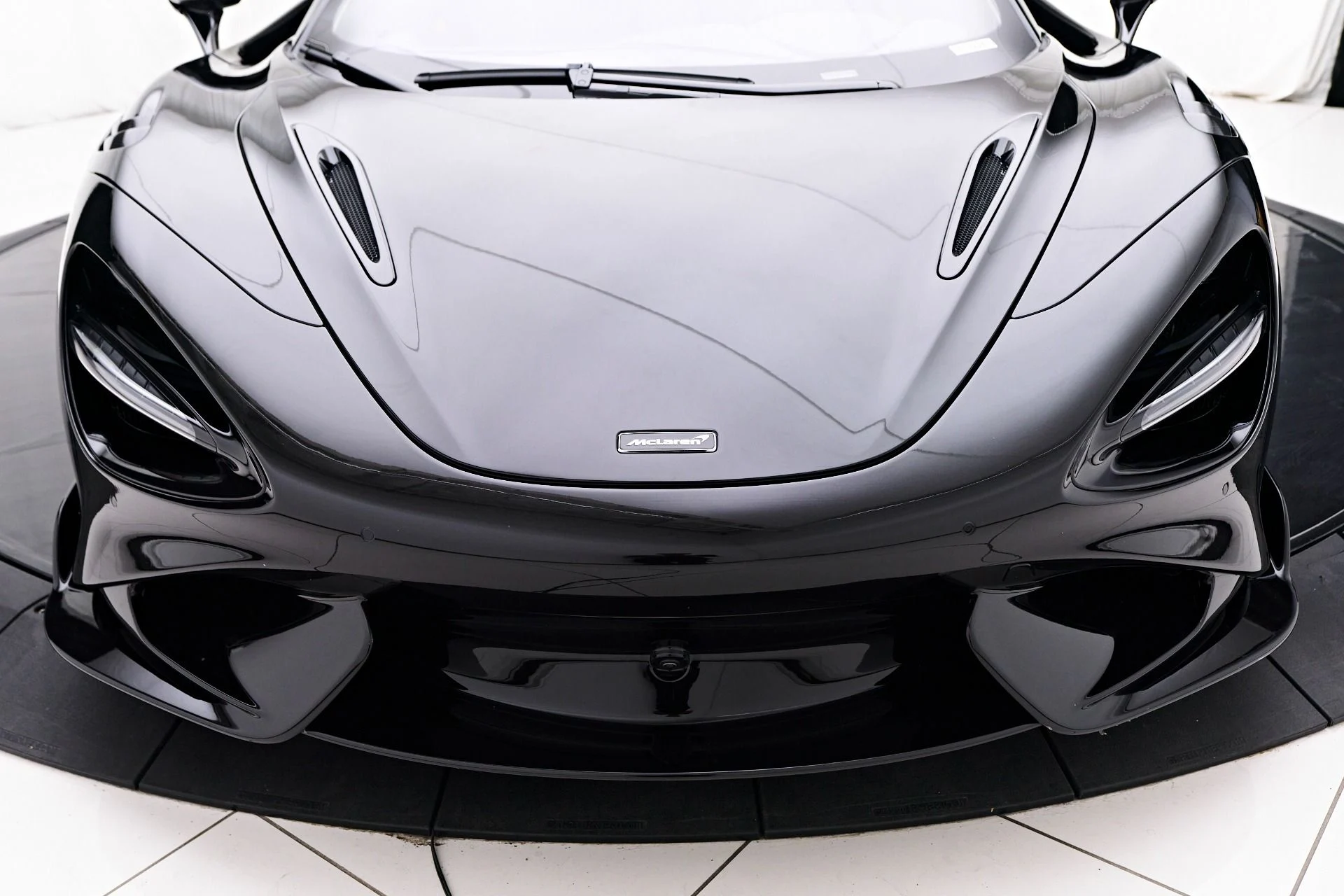 mph039_3918673314_Used_2022_Mc_Laren_765_LT_Base_1753480618_ff3d98c8e6
