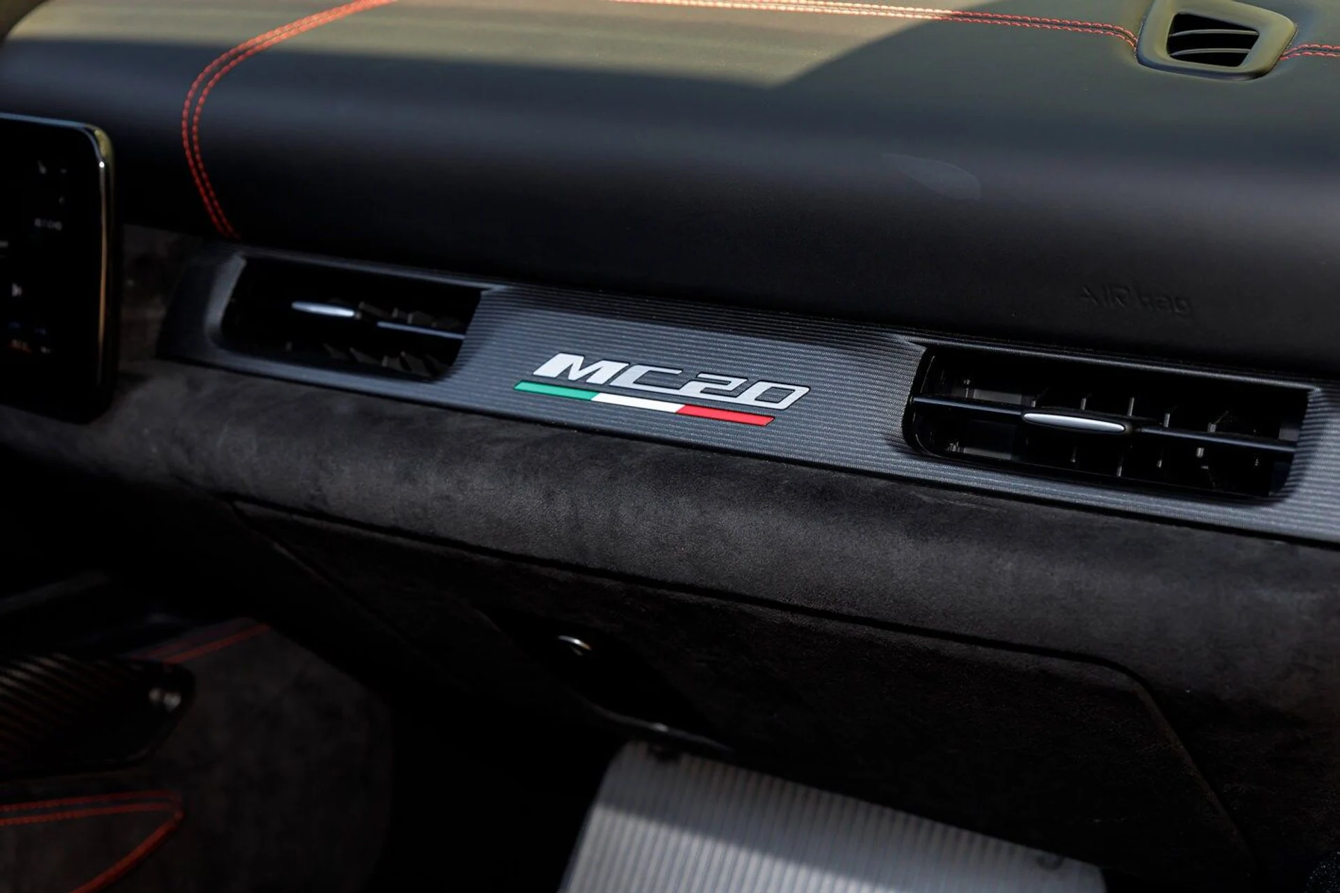 mph039_3918926994_fc1ec64824dc0330bb3bdddb7e69a59ex_644018437b