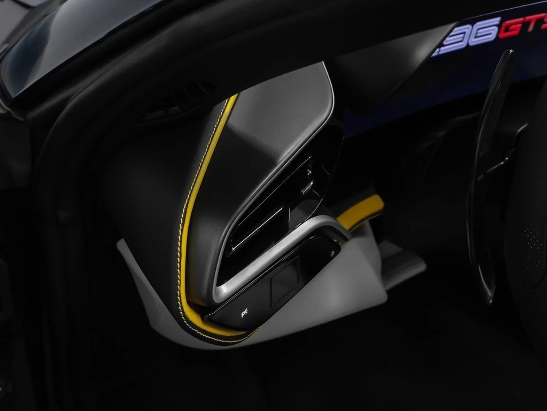 mph039_3925308149_40_baf5b3787f