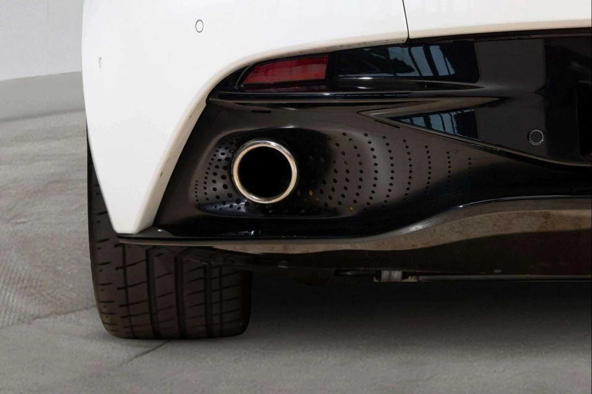 mph039_3926717931_j_N_Lnua_Bd_LW_7z8_Qxzxu7cg_Mlrcf4_e0ae4f0411