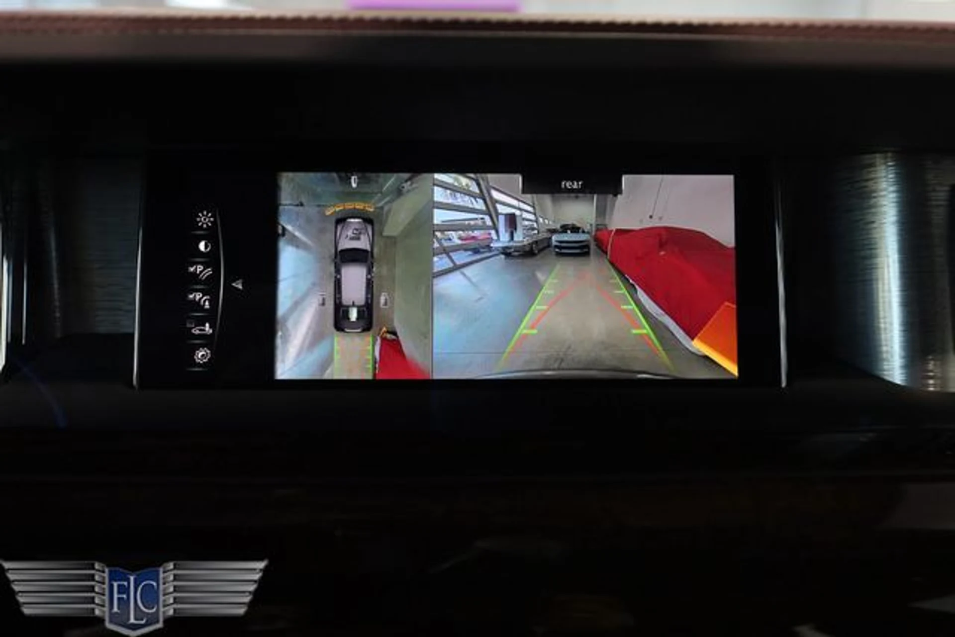 mph039_3942599192_used_2018_rolls_royce_phantom_extendedwheelbasesedan_9689_23067531_44_640_28286b01b7