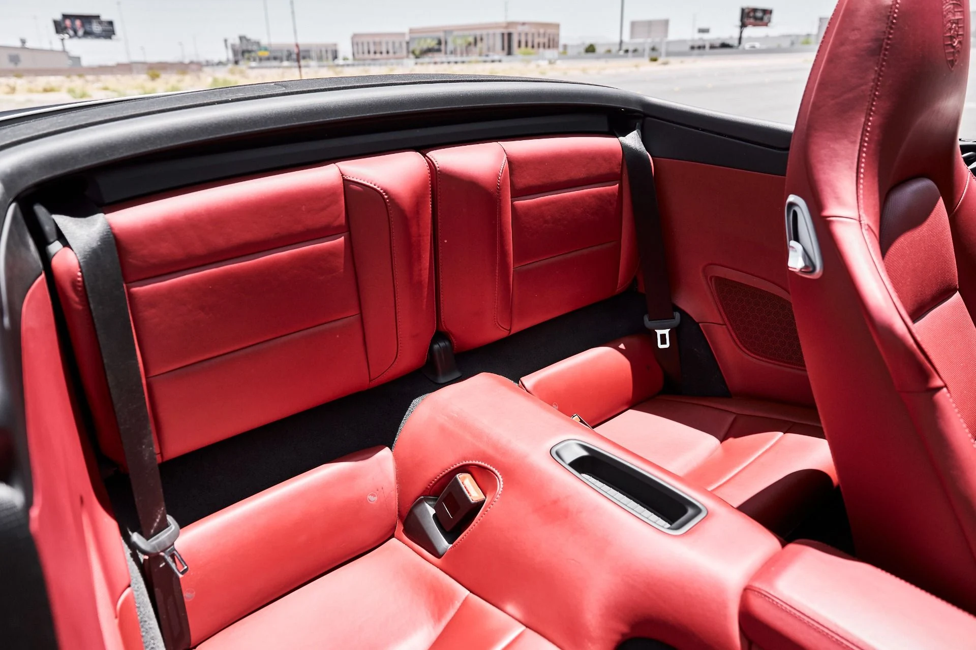 mph039_3945701732_Used_2019_Porsche_911_Turbo_S_1781225439_bedd82e91d