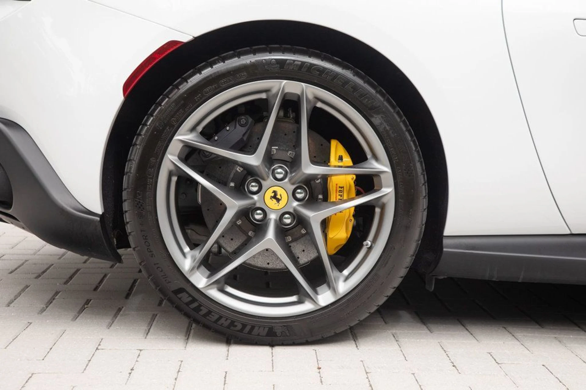 mph039_3969031332_22713606_40_1024_bc9c19faab