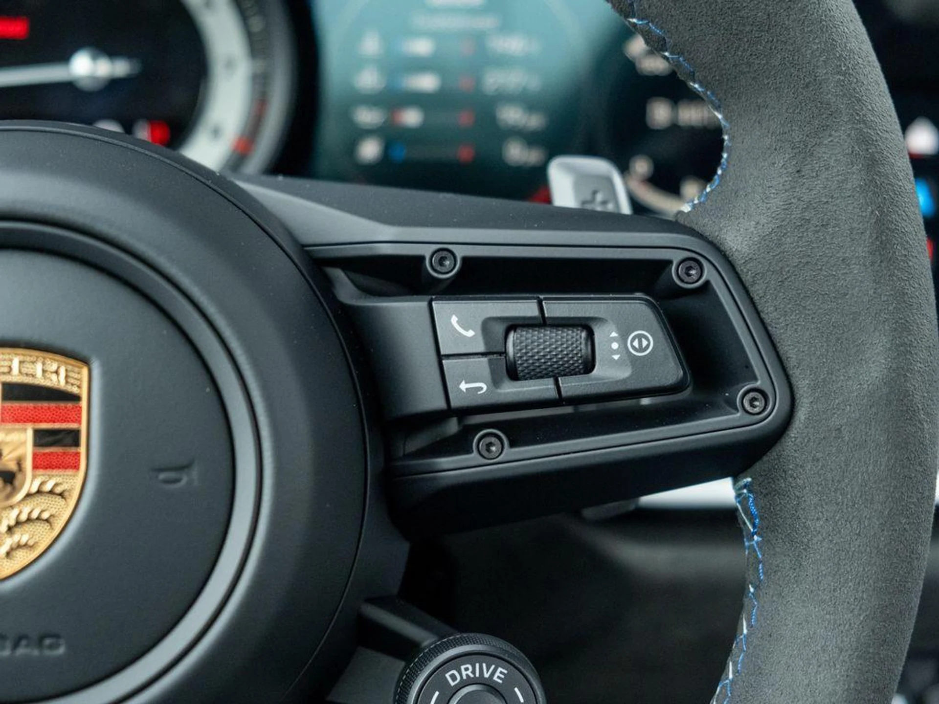 mph039_3981405788_w_Xi_O2x_Bhz_JTI_Chaf_Z_Rc282_AF_p_A_b26dd84b25