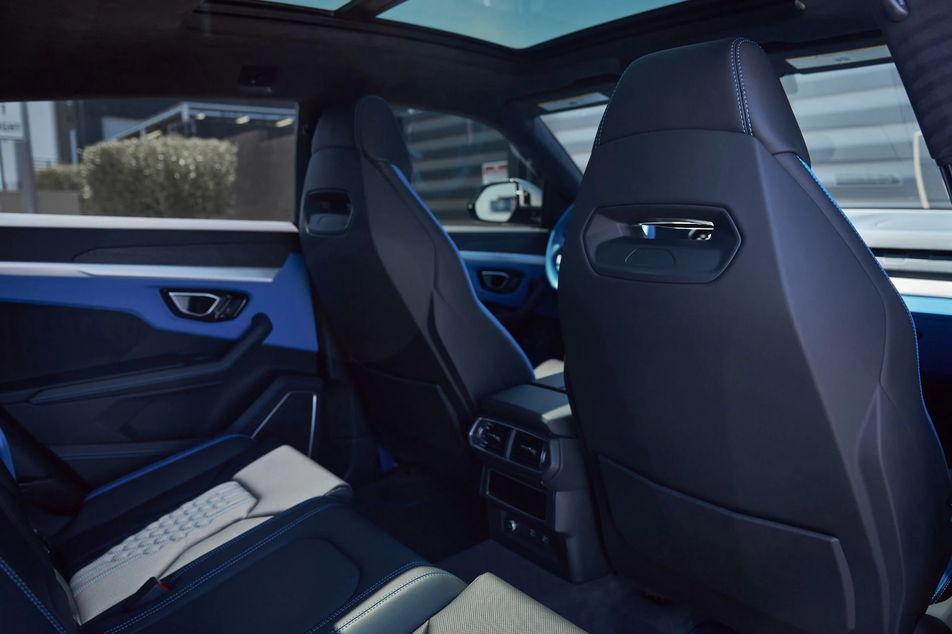 mph039_3984840625_Used_2024_Lamborghini_Urus_S_1775866751_f226c1c92d