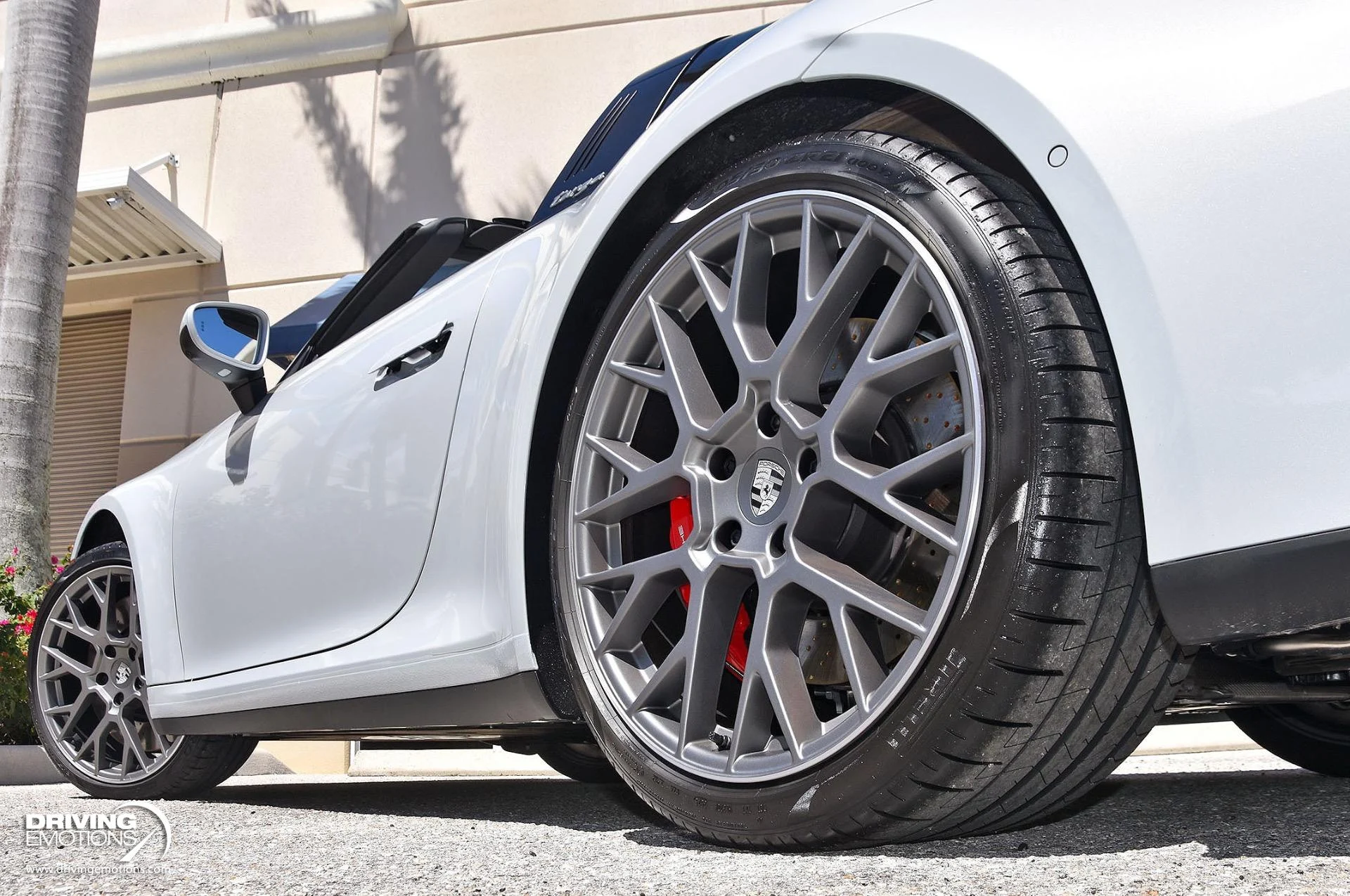 mph039_4011357235_898_p40_l_748153d3a2