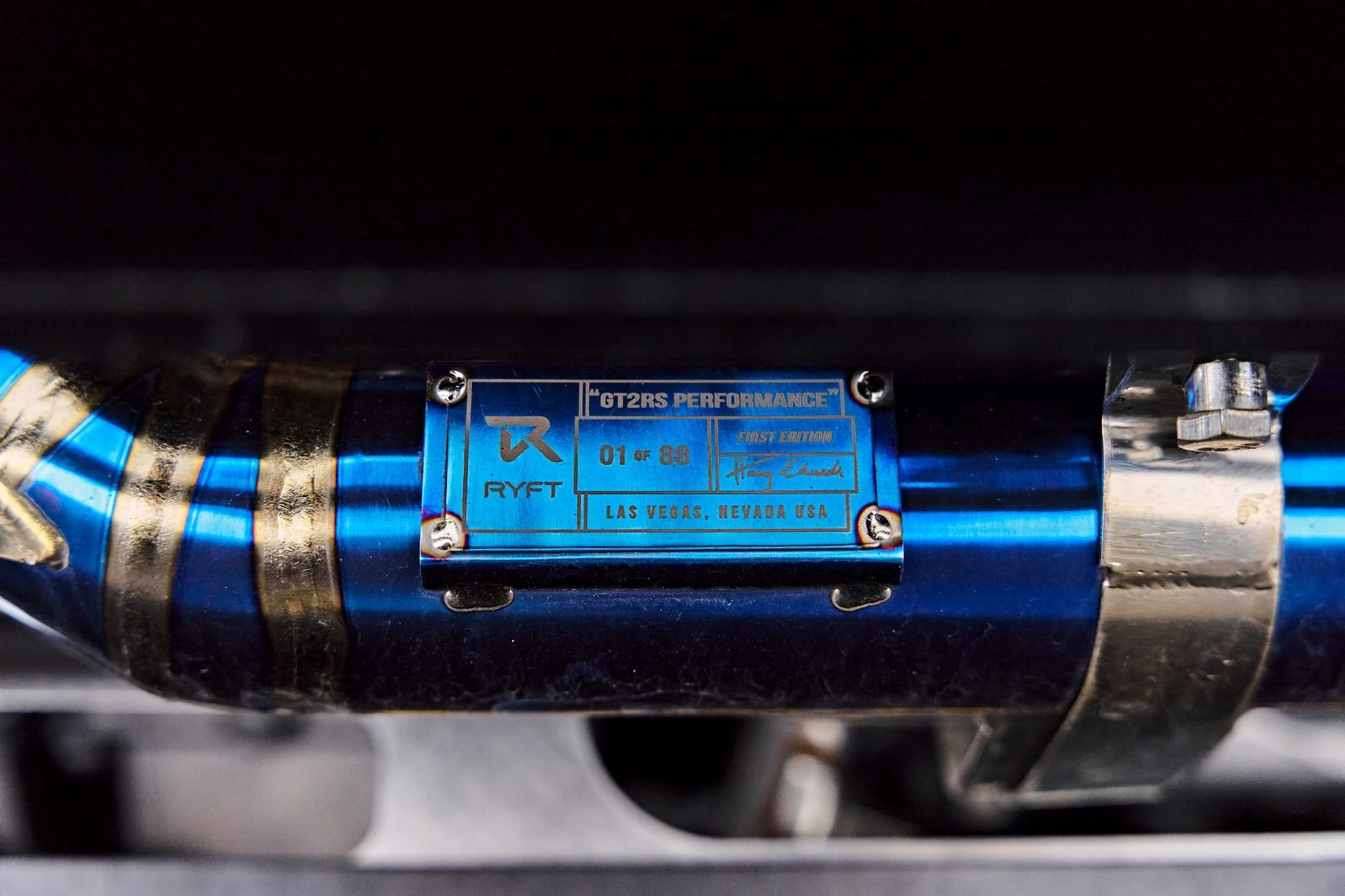mph039_4026922901_Used_2019_Porsche_911_GT_2_RS_1788559227_951d09b000