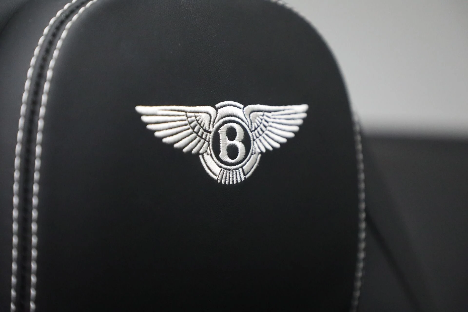 mph039_4028011734_Used_2018_Bentley_Continental_Supersports_28baa99a11