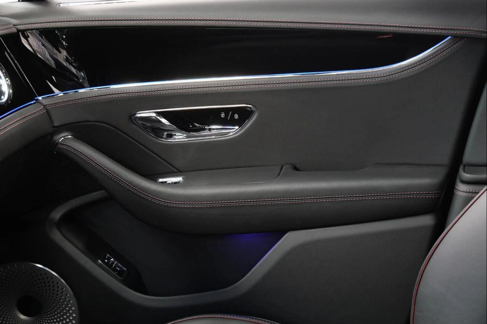 mph039_4032181405_VQX_1_Ua_N_Mgaz_Y96k_VA_02f_P3cep_E0_2cdbe03db3