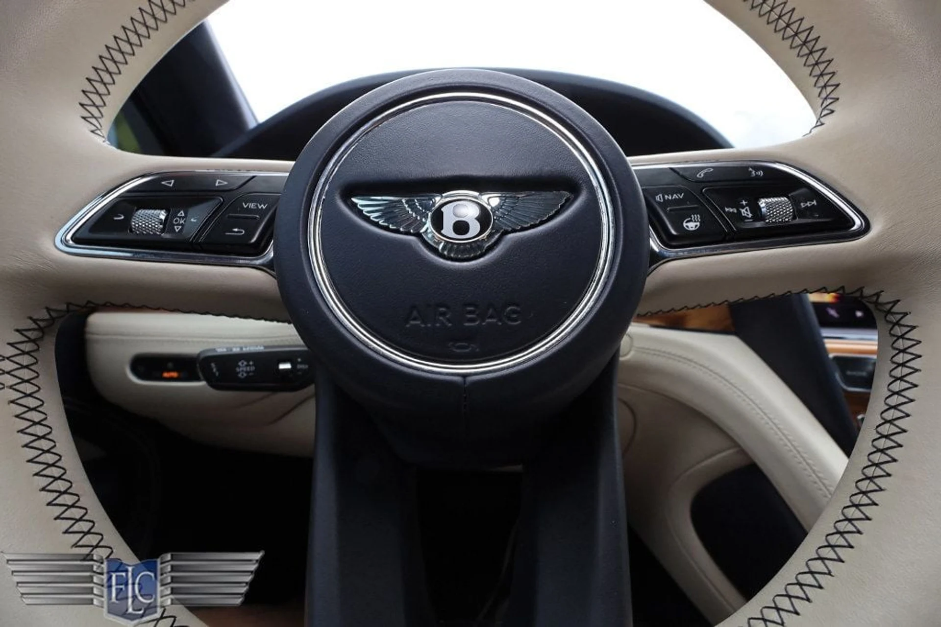 mph039_4049638202_used_2024_bentley_bentayga_6305_22998003_40_1024_d4663d1855