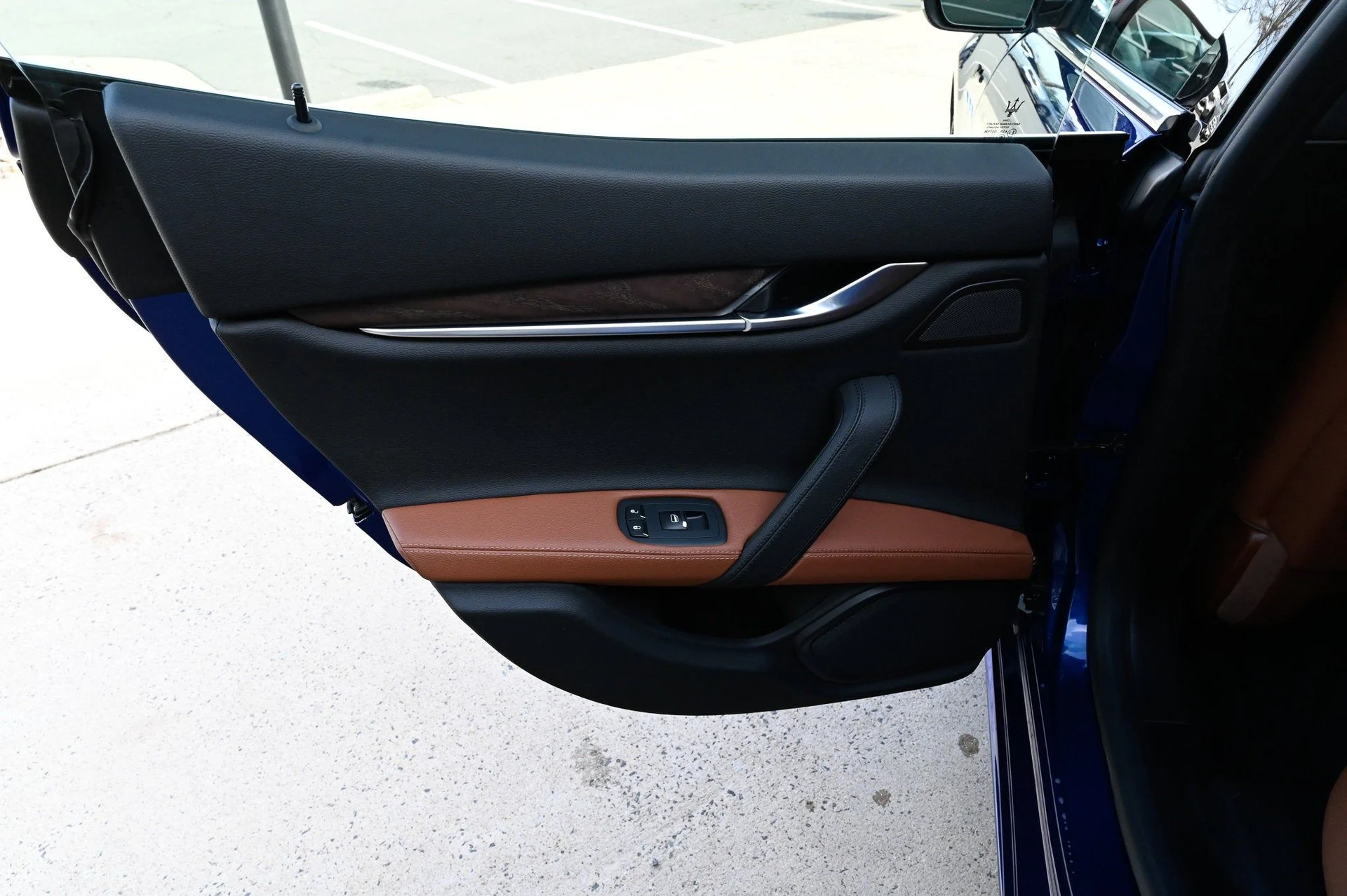 mph039_4049742513_fdd9eb8c17b74985bbc6f48cc09539bd_8b6138dba0