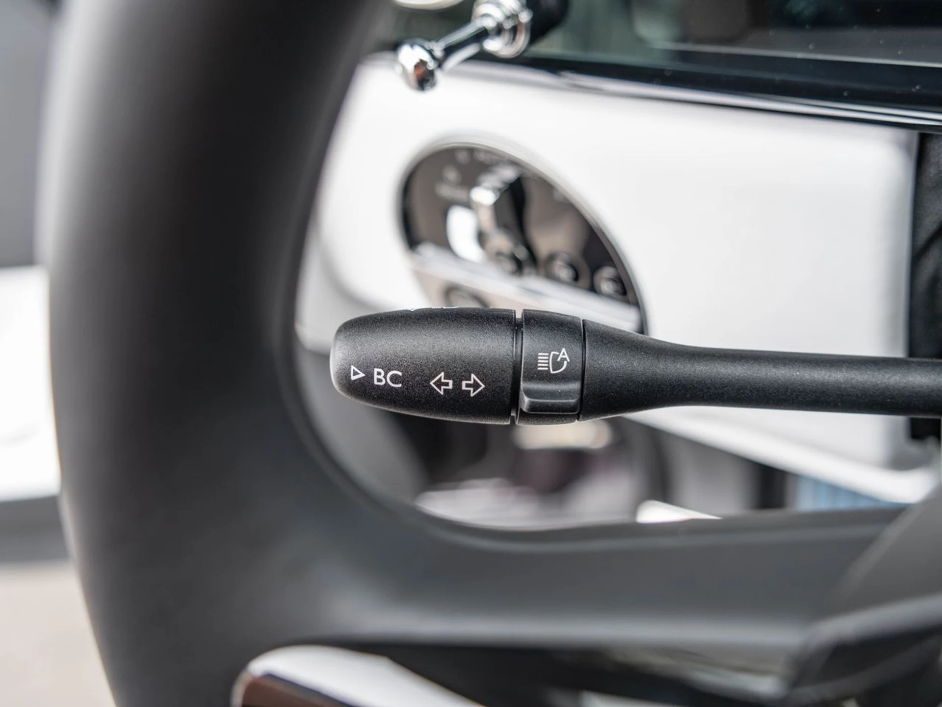 mph039_4058850637_443c7a9d00a31d58444c22c2e74d26f1x_fe8b3d0d84