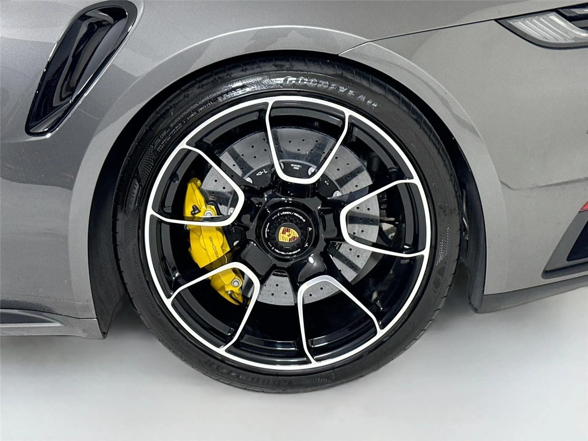 mph039_410254629_3180a088fa500742e879e151121e9533_f528dafa81