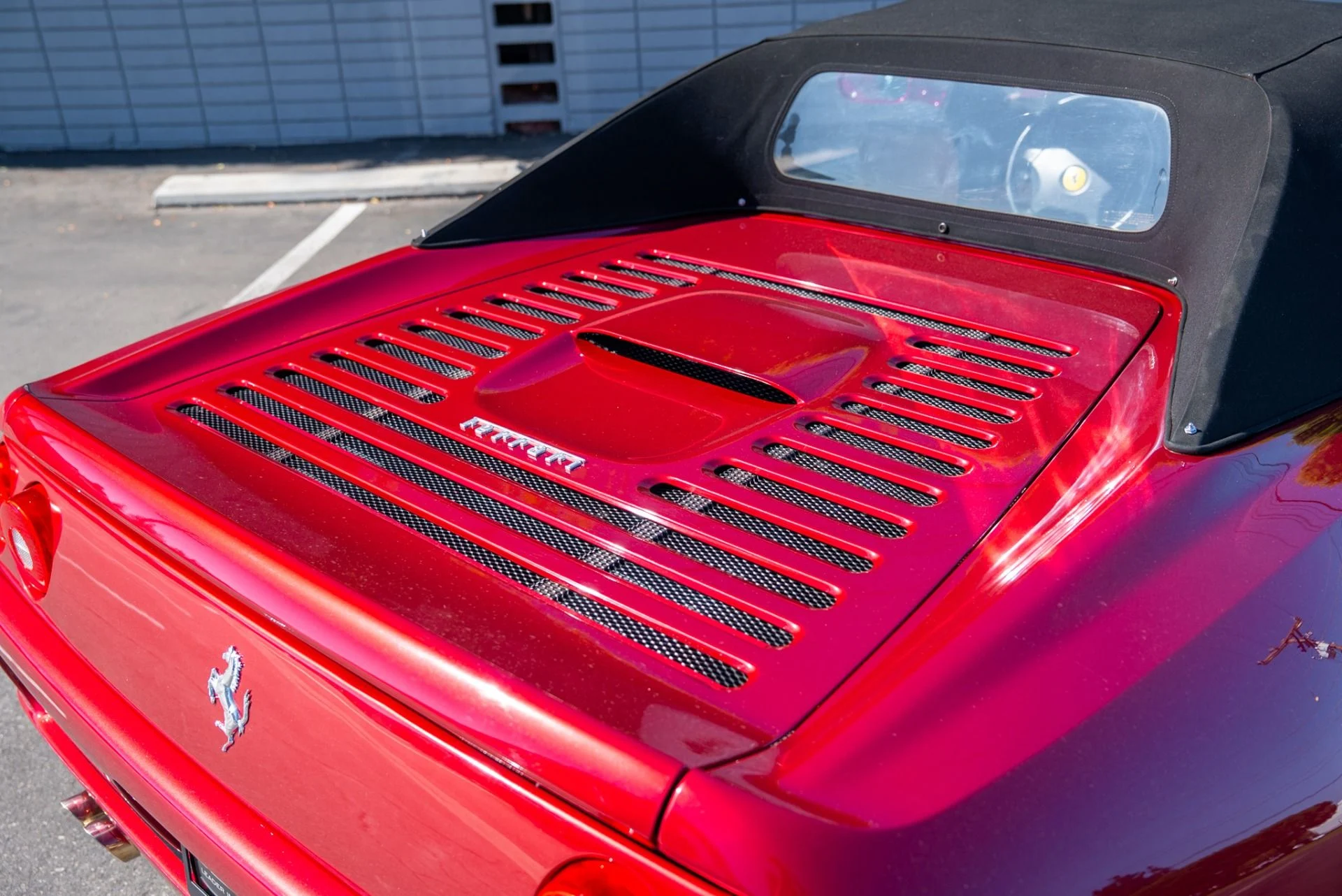 mph039_410424670_Used_1995_Ferrari_F355_Spider_1762303570_73f04f5384
