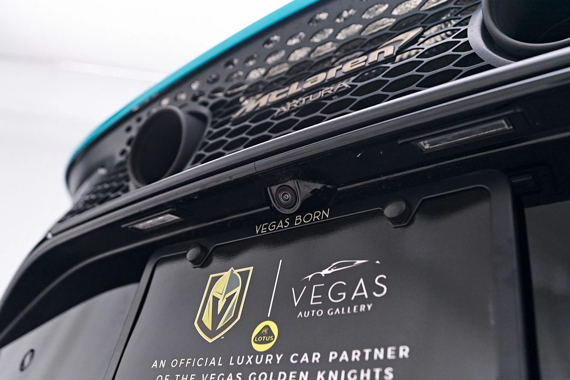 mph039_410671633_Used_2025_Mc_Laren_Artura_Tech_Lux_1745952984_b172f7b1ec