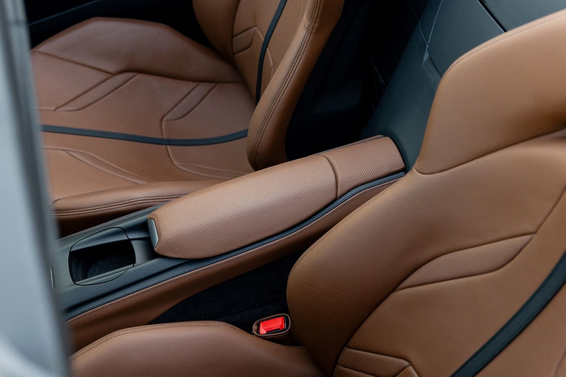 mph039_4118887252_Used_2023_Ferrari_812_GTS_1767886631_b170356923