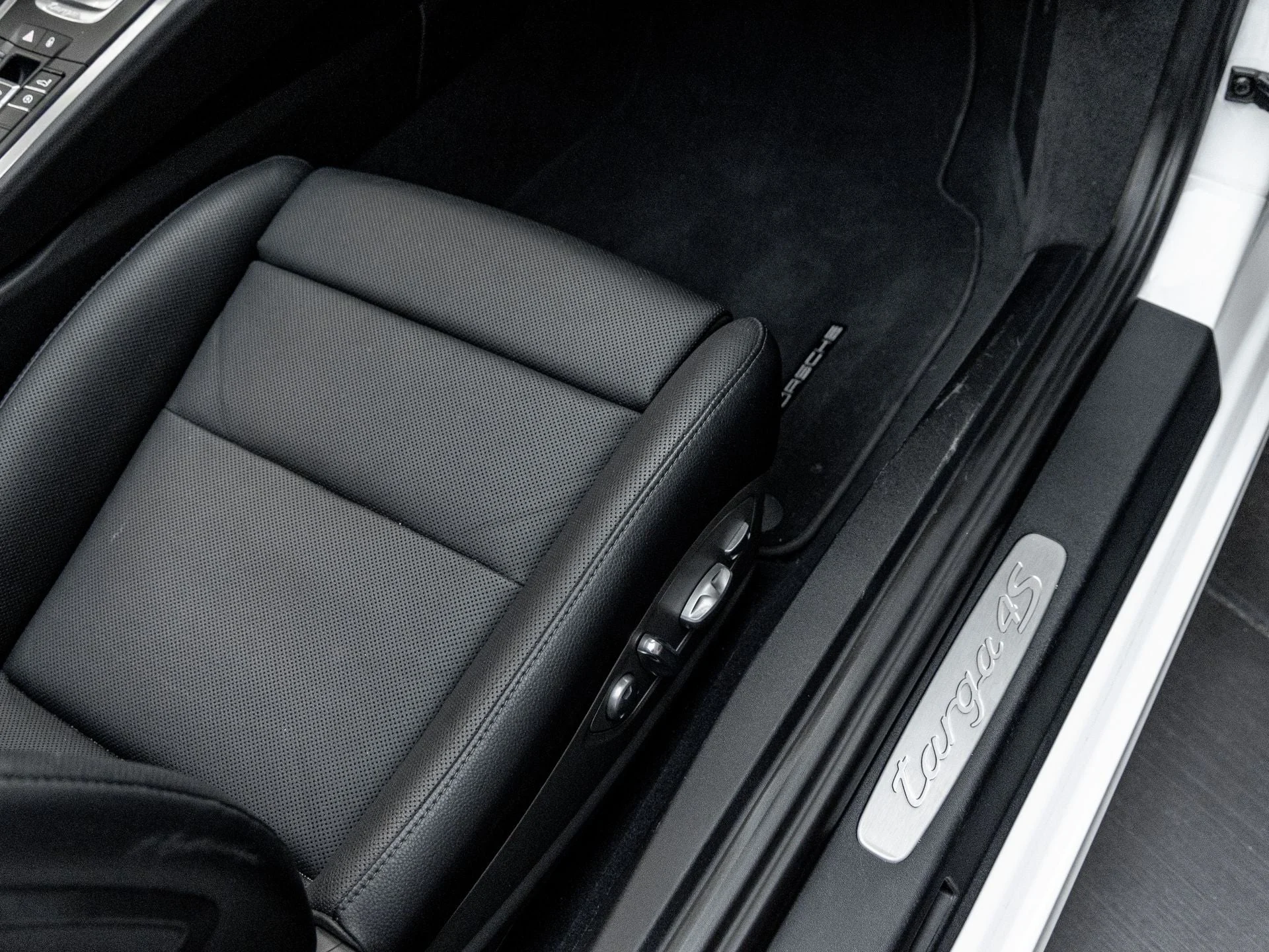 mph039_4119745590_40_9c654564a5