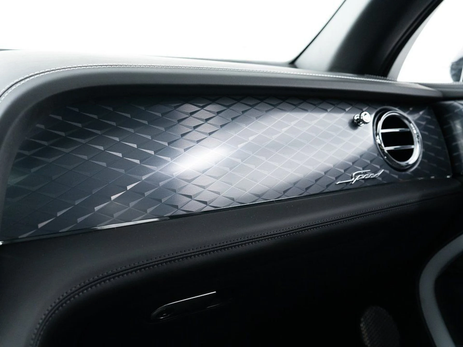 mph039_4170070106_484df6bf44b41f986240c827d739fae8_3b96fd6a70