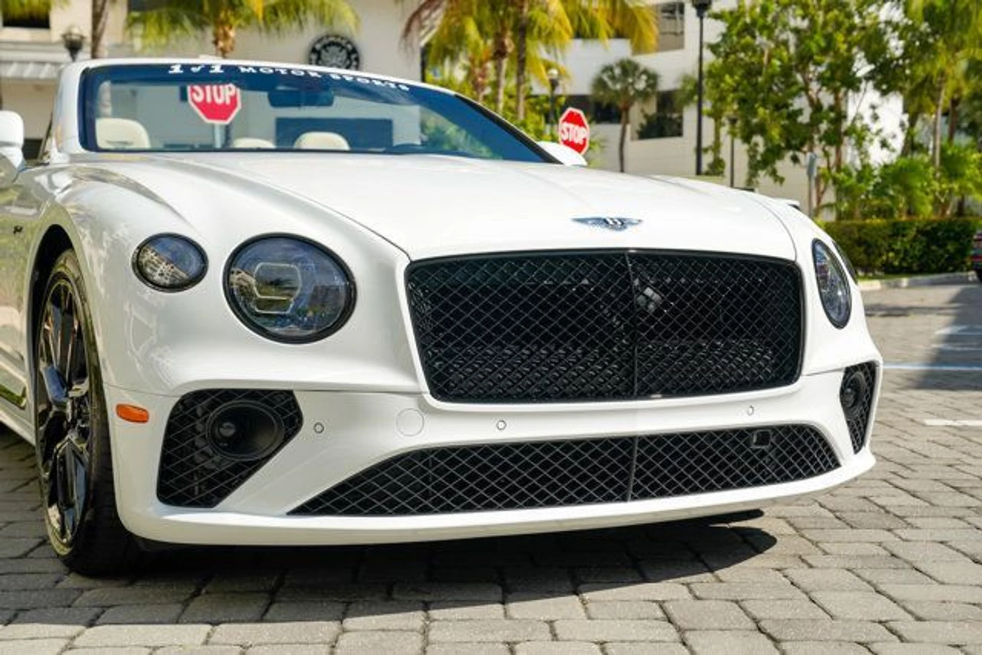 mph039_4185267216_22958239_40_640_5e19345241