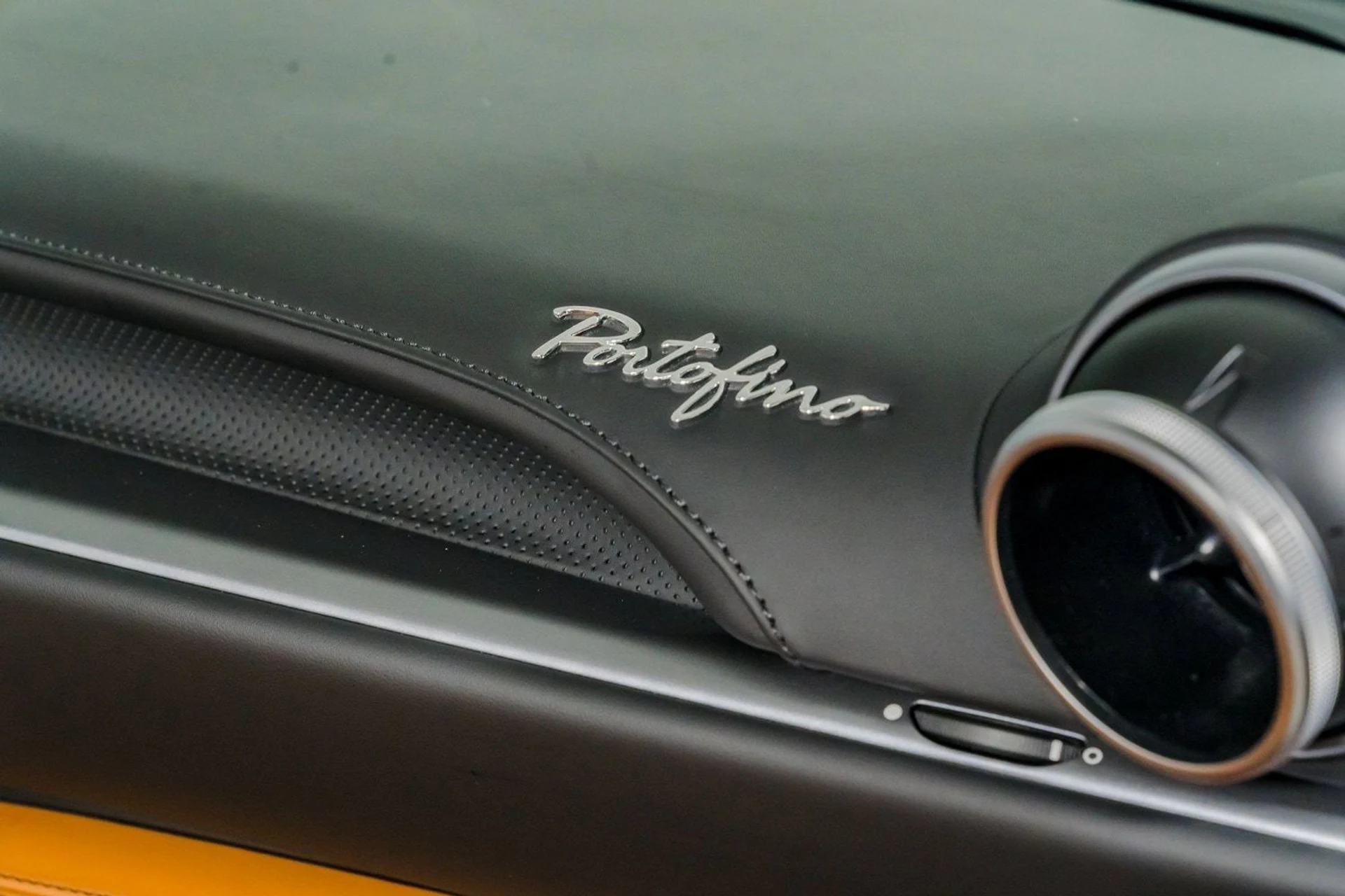 mph039_4201145857_01c6e79e24d740cabf374d4b73a9bbb8_ae9ef2c49c