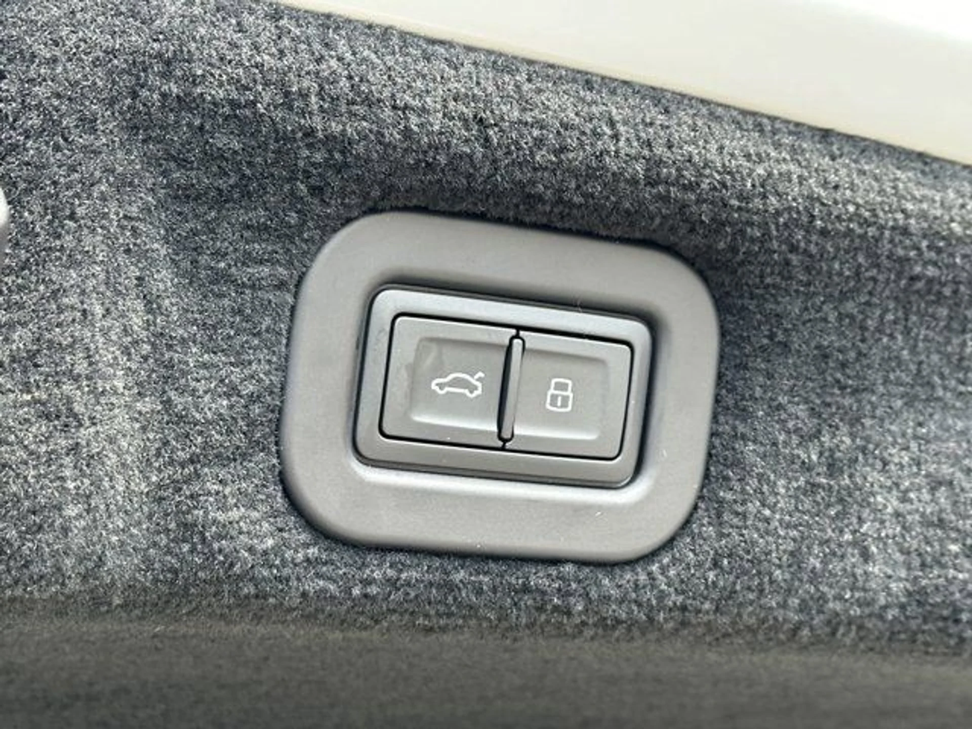 mph039_4211033975_143a6f363b534980ba7bedee0b17e7a1_bd20a02b8a