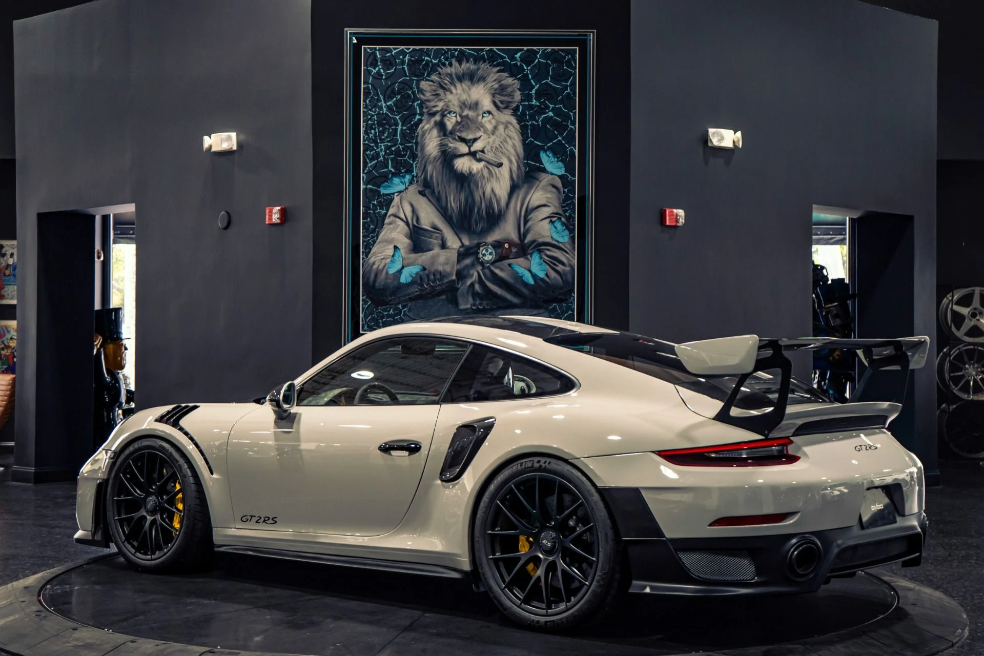 mph039_4213029213_Used_2018_Porsche_911_GT_2_RS_1774897030_e0a96d6e18