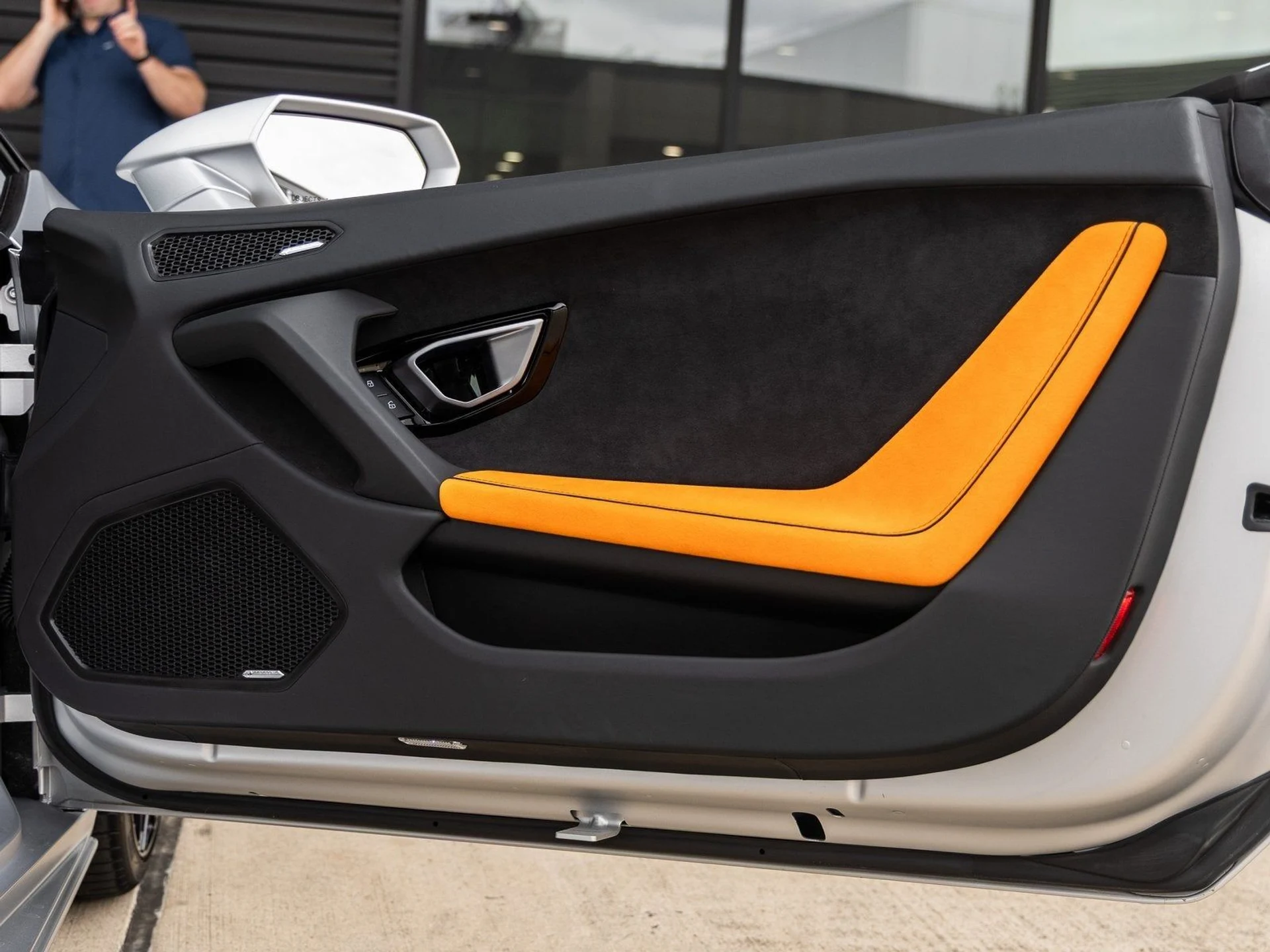 mph039_423754564_40_0b12565915