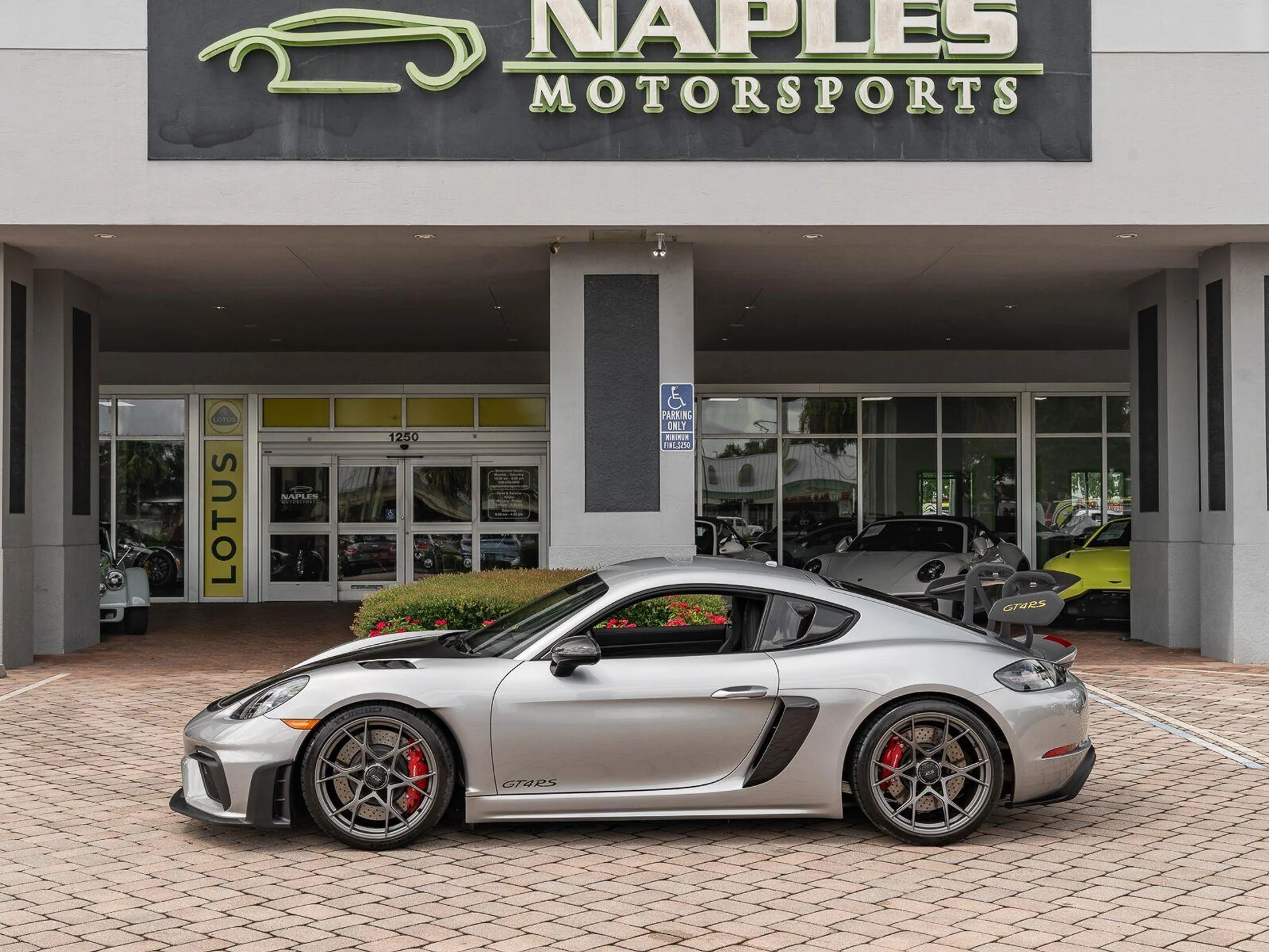 mph039_4243049456_Used_2024_Porsche_718_Cayman_GT_4_RS_1790111653_2f981d6f50