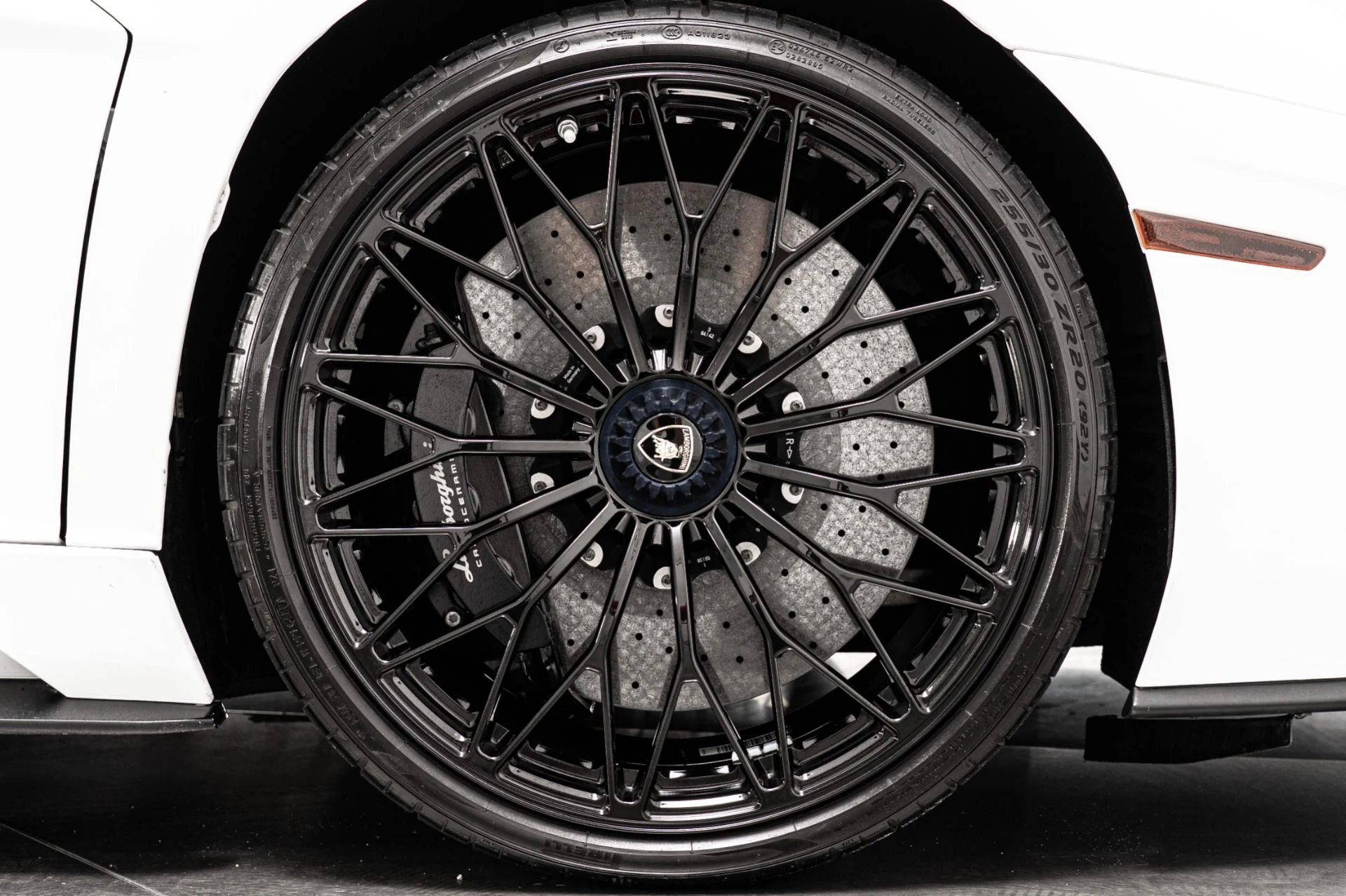 mph039_4244152316_Used_2019_Lamborghini_Aventador_LP_740_4_S_Roadster_1758210242_a302db4bed