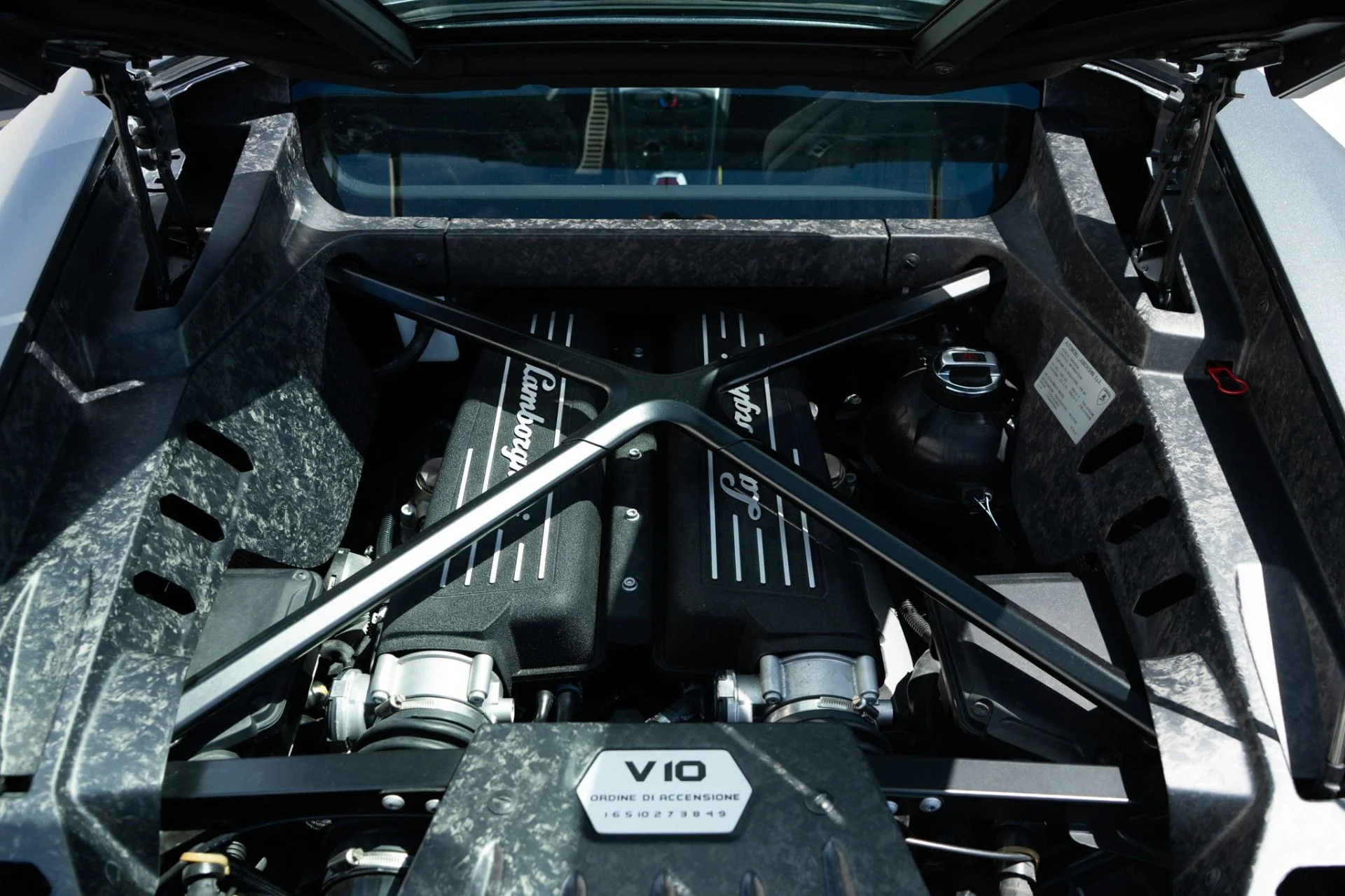 mph039_4247622103_Used_2015_Lamborghini_Huracan_LP_610_4_1779833473_385ca1950a