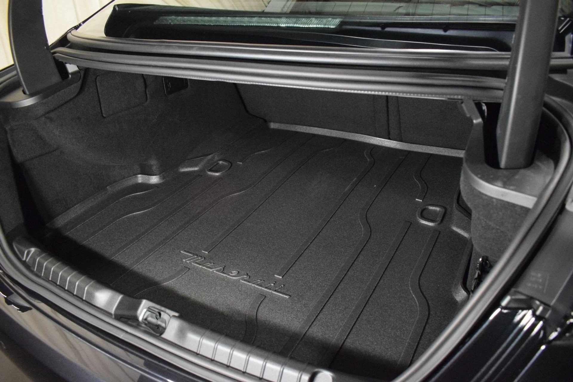 mph039_4247706276_11fca7e700d4f4857a74ea7903d4e491x_d4f1c3e61b