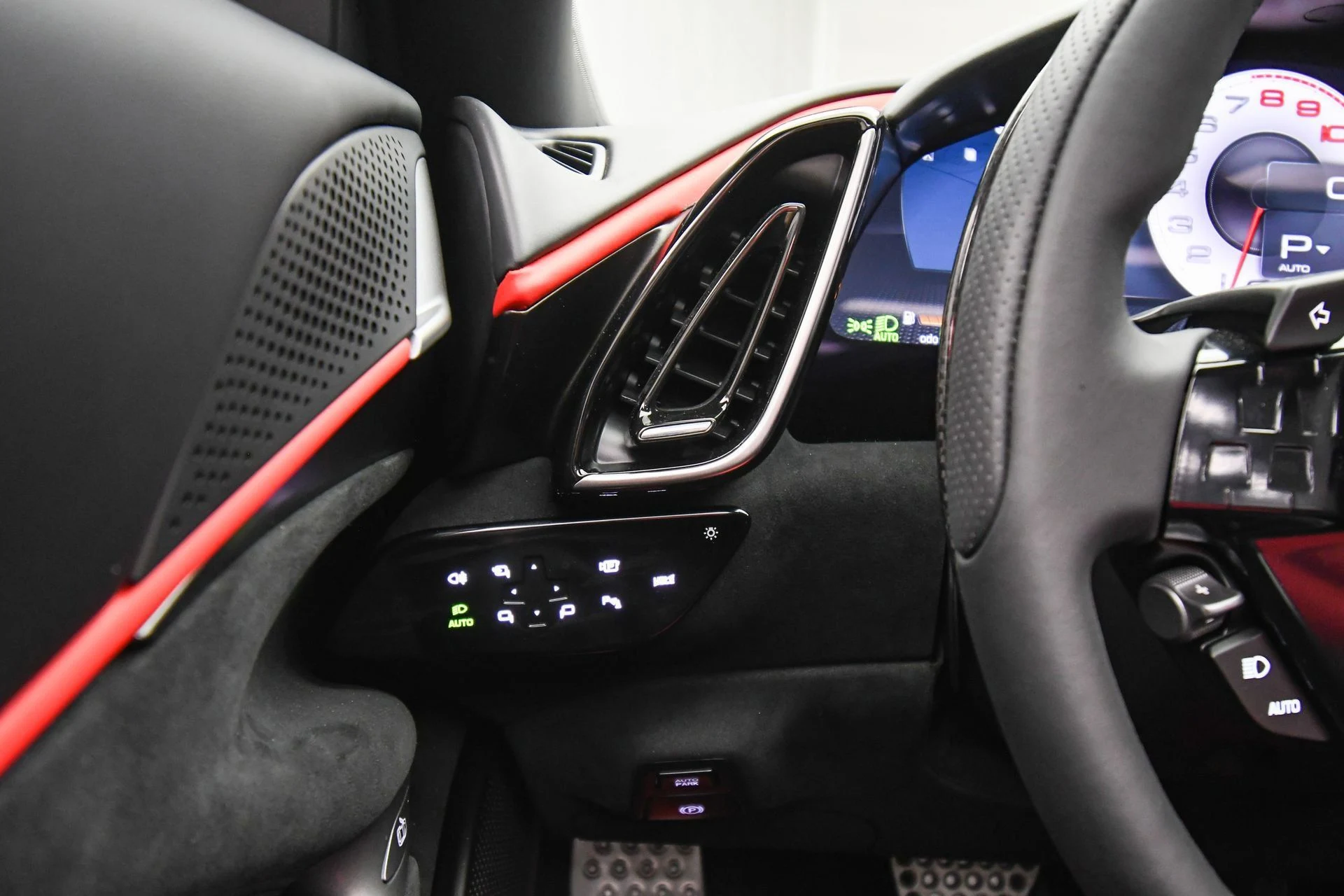 mph039_4267949771_2f9b049b8e5a4f4cbc9763a16cc4dd64_c1bb80515d