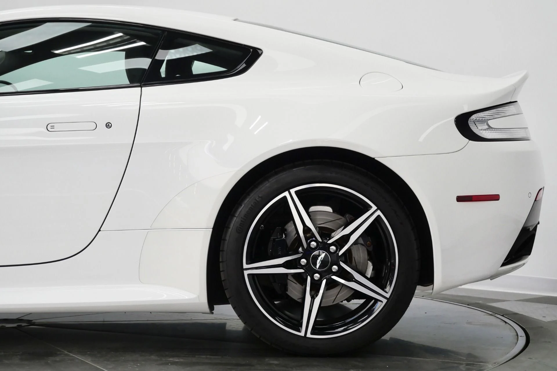 mph039_4273124022_Used_2016_Aston_Martin_V8_Vantage_GT_7_Speed_Manual_Low_Miles_Sport_Exhaust_1777396447_3b2d41072c