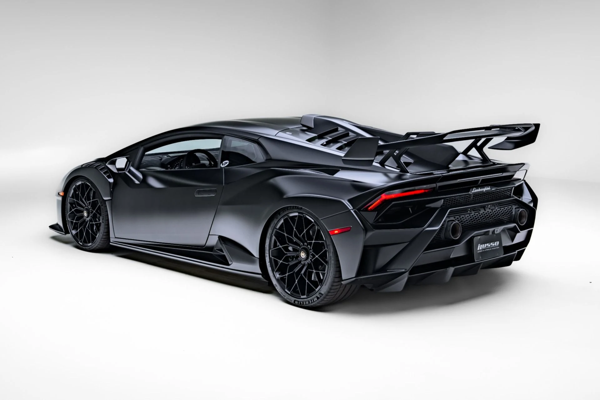 mph039_4293928615_Used_2022_Lamborghini_Huracan_STO_1771969691_95547d7c47