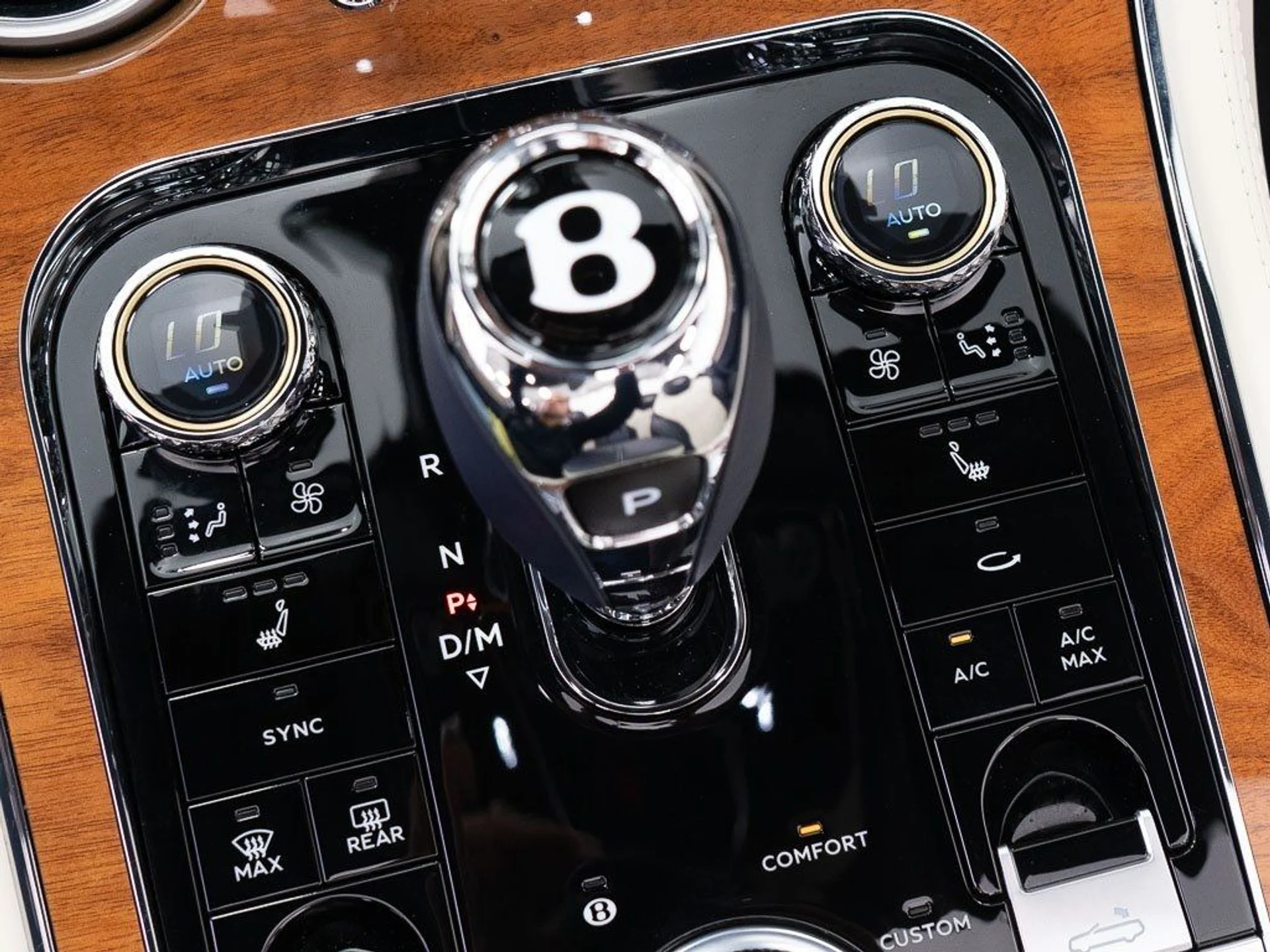 mph039_432508988_4ffc3094b199dea06cae2d5a59630281_0841f62275