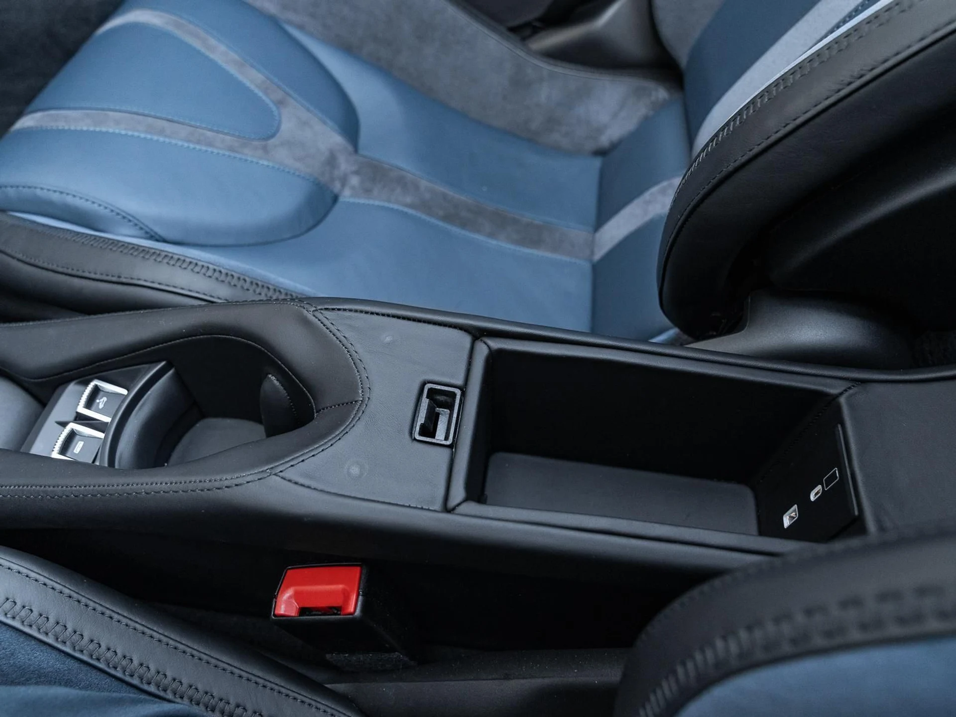 mph039_435501003_Used_2024_Mc_Laren_750_S_Spider_1774886721_1c61397439