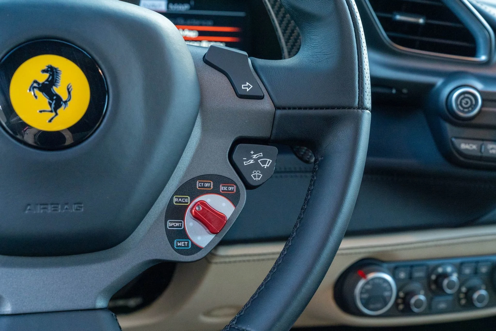 mph039_437589124_77415052884045308c8a5d0b944753c0_c8a27d6a05