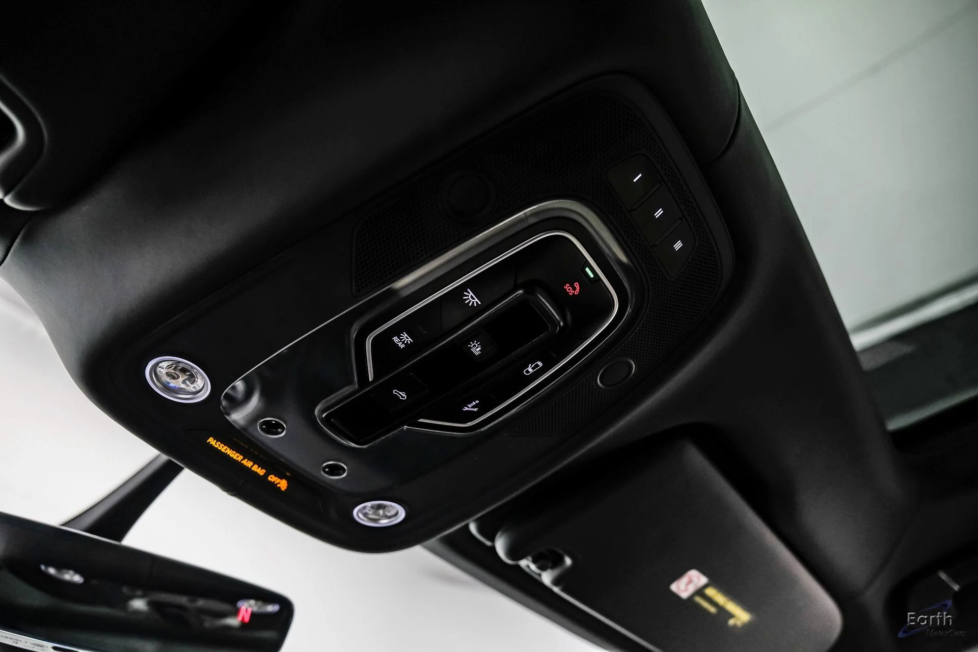 mph039_439911255_d97f42b3a5cd5b0d080c8d0c7cbfccbbx_d7cd7df971