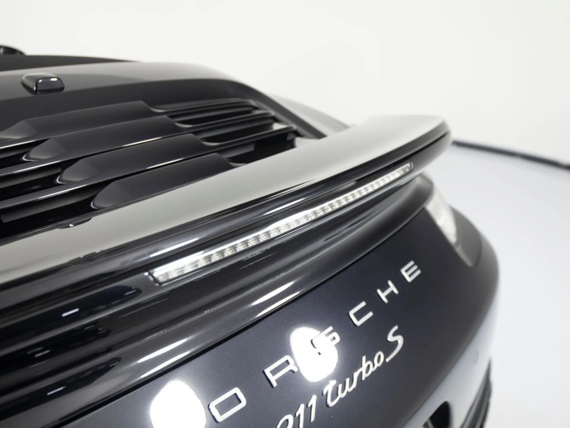 mph039_444650396_8c010a9d18e344153c096ab701759decx_95440d1ce7