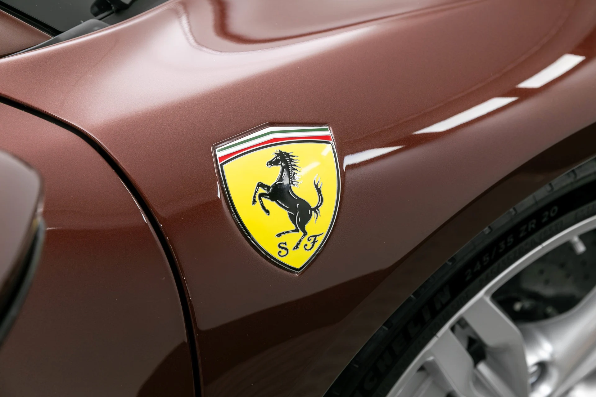 mph039_445390489_630d86004aff4eb5b71a106718a72de8_e237699670