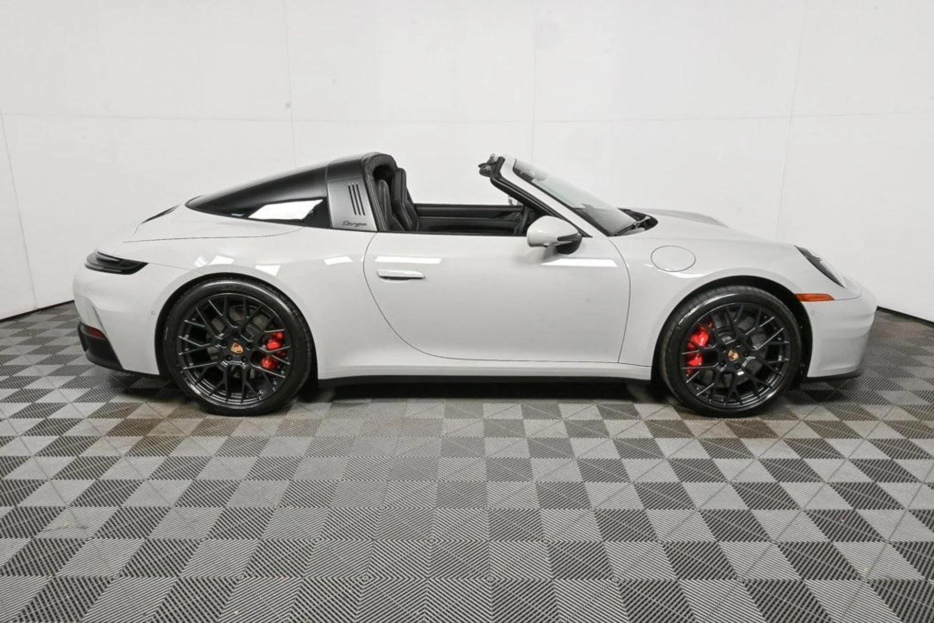 mph039_446081862_ayhu_F_Tj_ZD_Rko7ah_7r_Kj1f_I_Po_M_4f7d71dc69