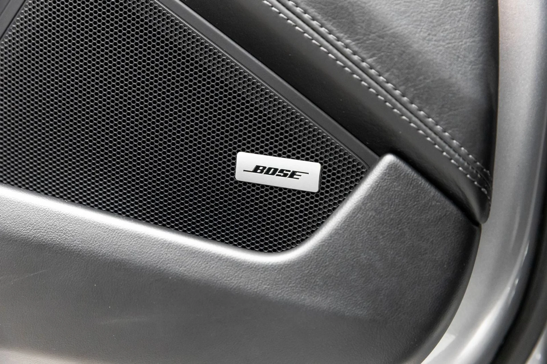 mph039_45916017_40_9799422098