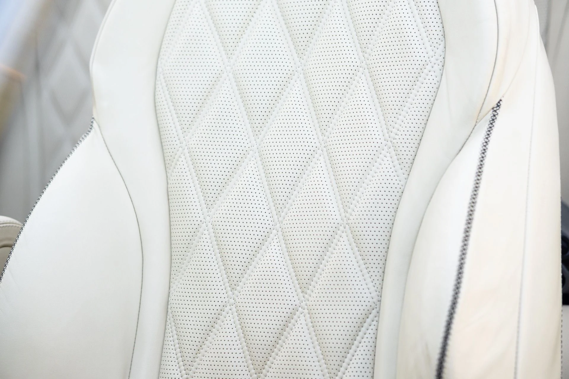 mph039_459259519_Used_2015_Bentley_Continental_GT_V8_S_1769717310_e69384bc36