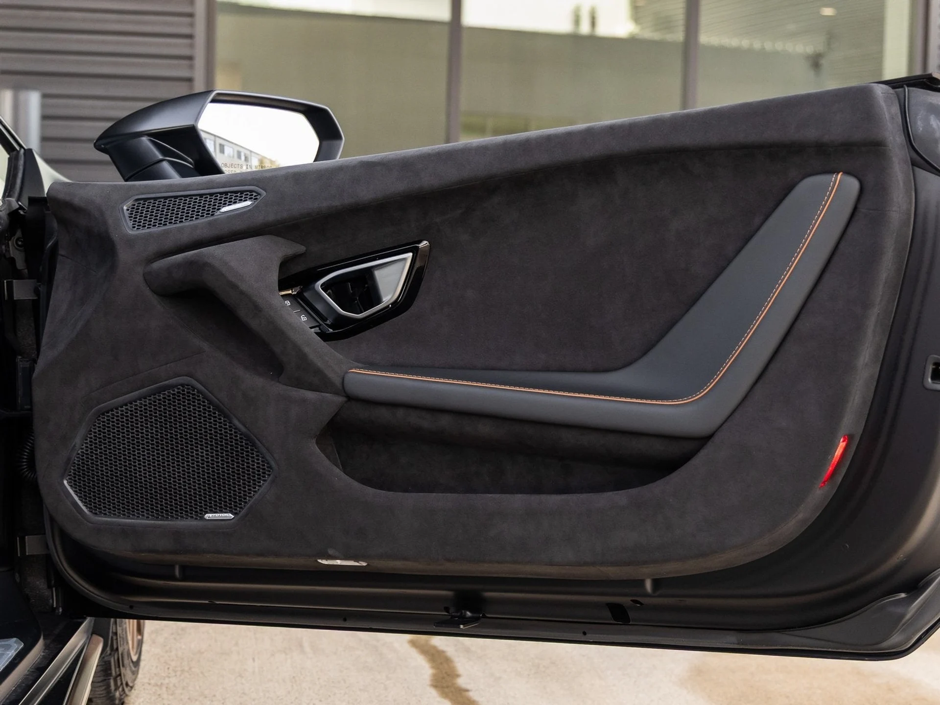 mph039_460685044_40_3613e53227