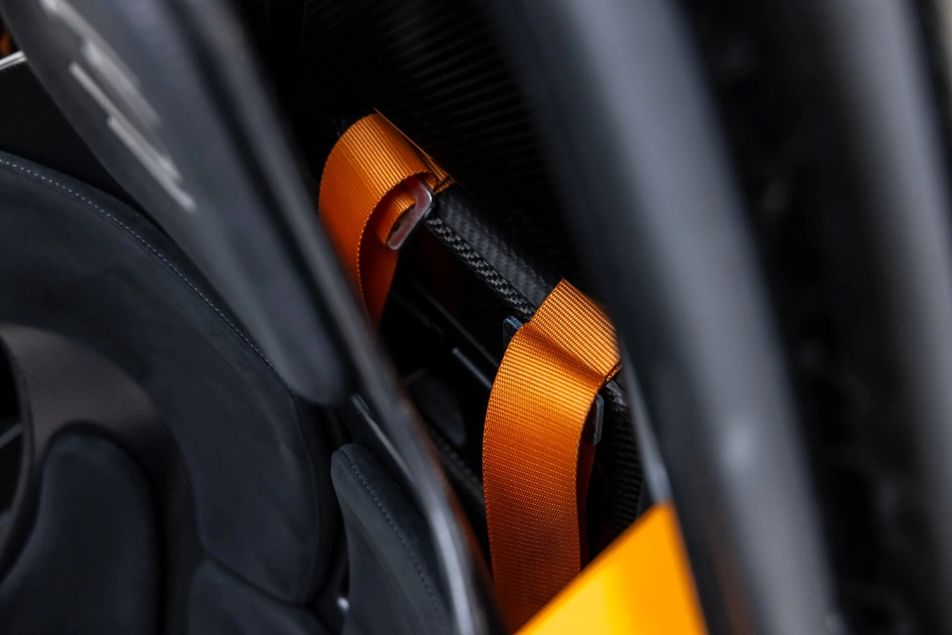 mph039_477346417_13122_p40_l_282a559fd5