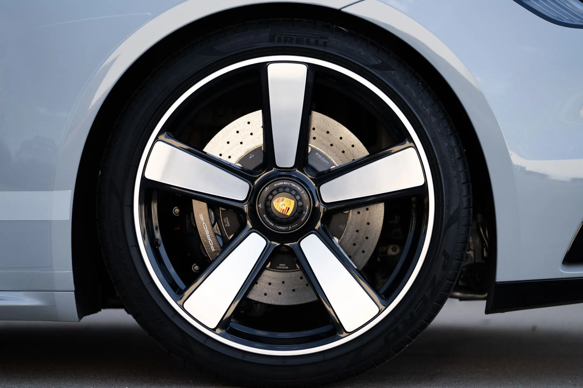 mph039_487939117_Used_2023_Porsche_911_Sport_Classic_1767656411_f328fe7ff7