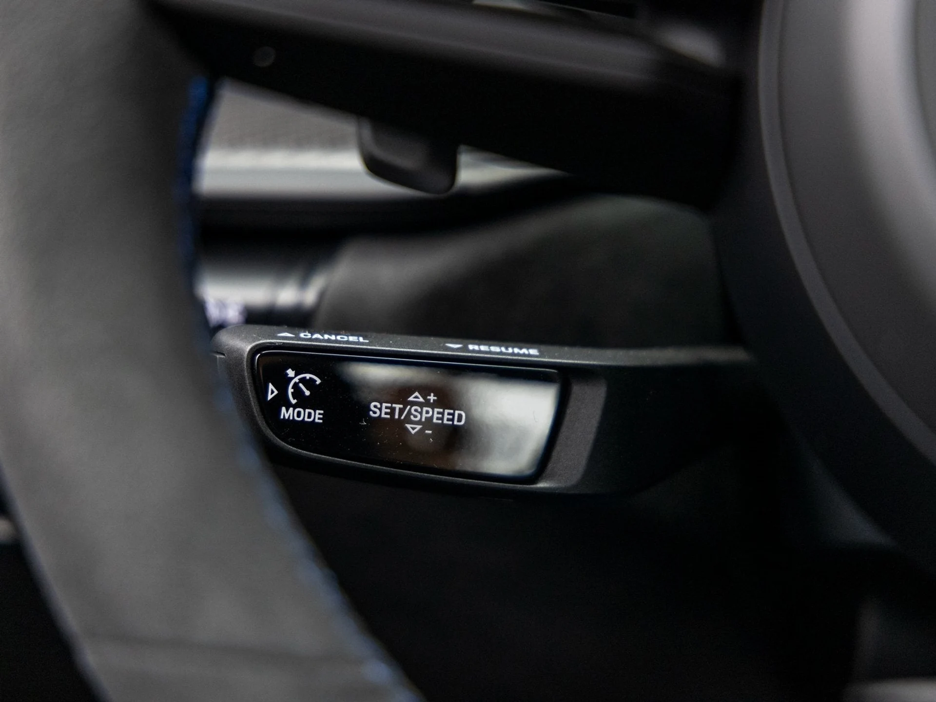 mph039_492359067_40_633e4f4509