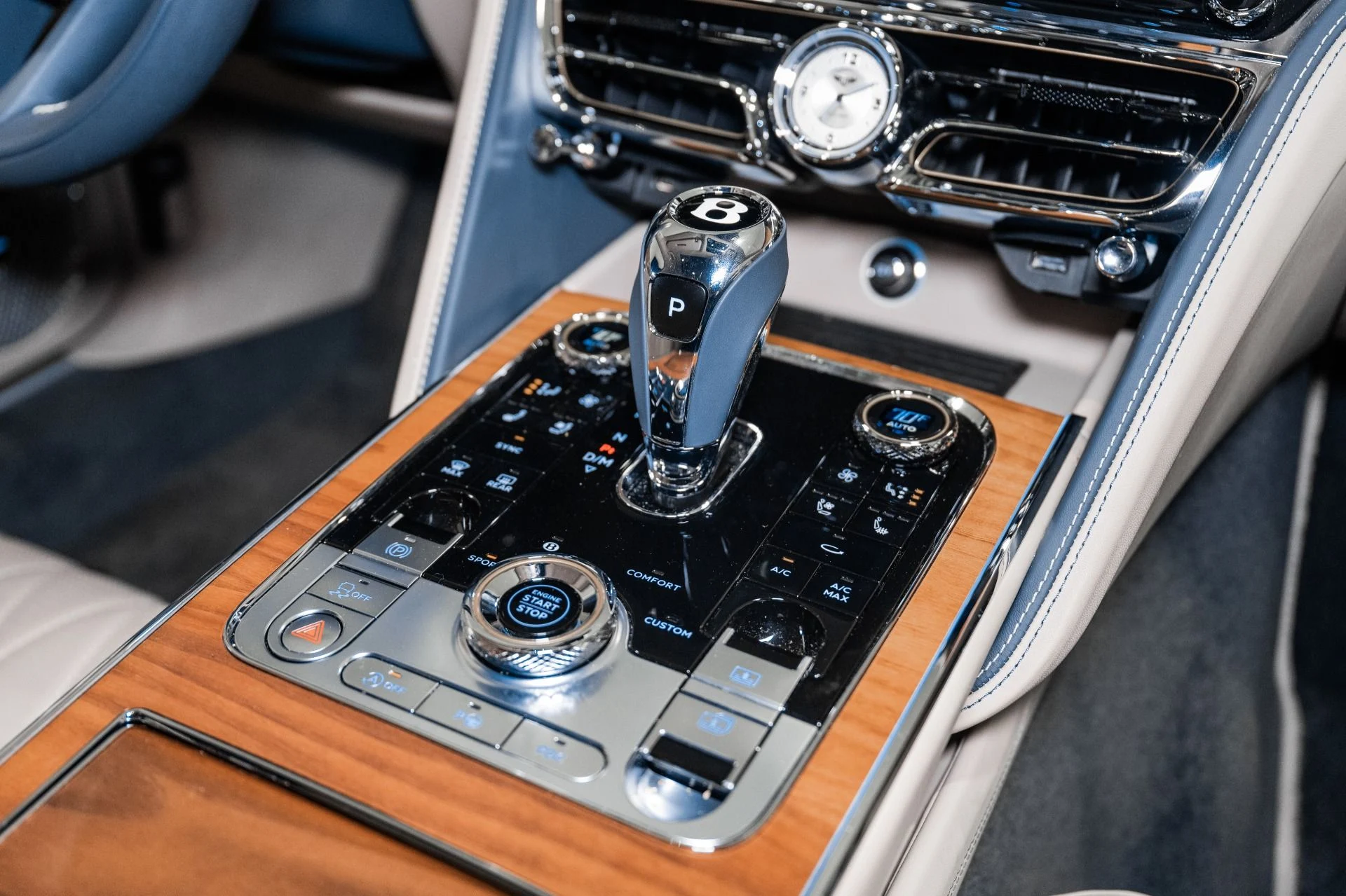 mph039_501427917_Used_2023_Bentley_Flying_Spur_1772469545_ce94d57b90