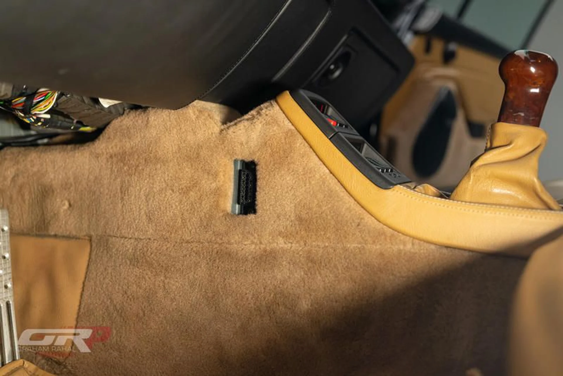 mph039_503877917_605_F4_BA_6_2_BA_9_449_B_A9_FD_E78_B35_A2_B8_B4_0ae4507d79