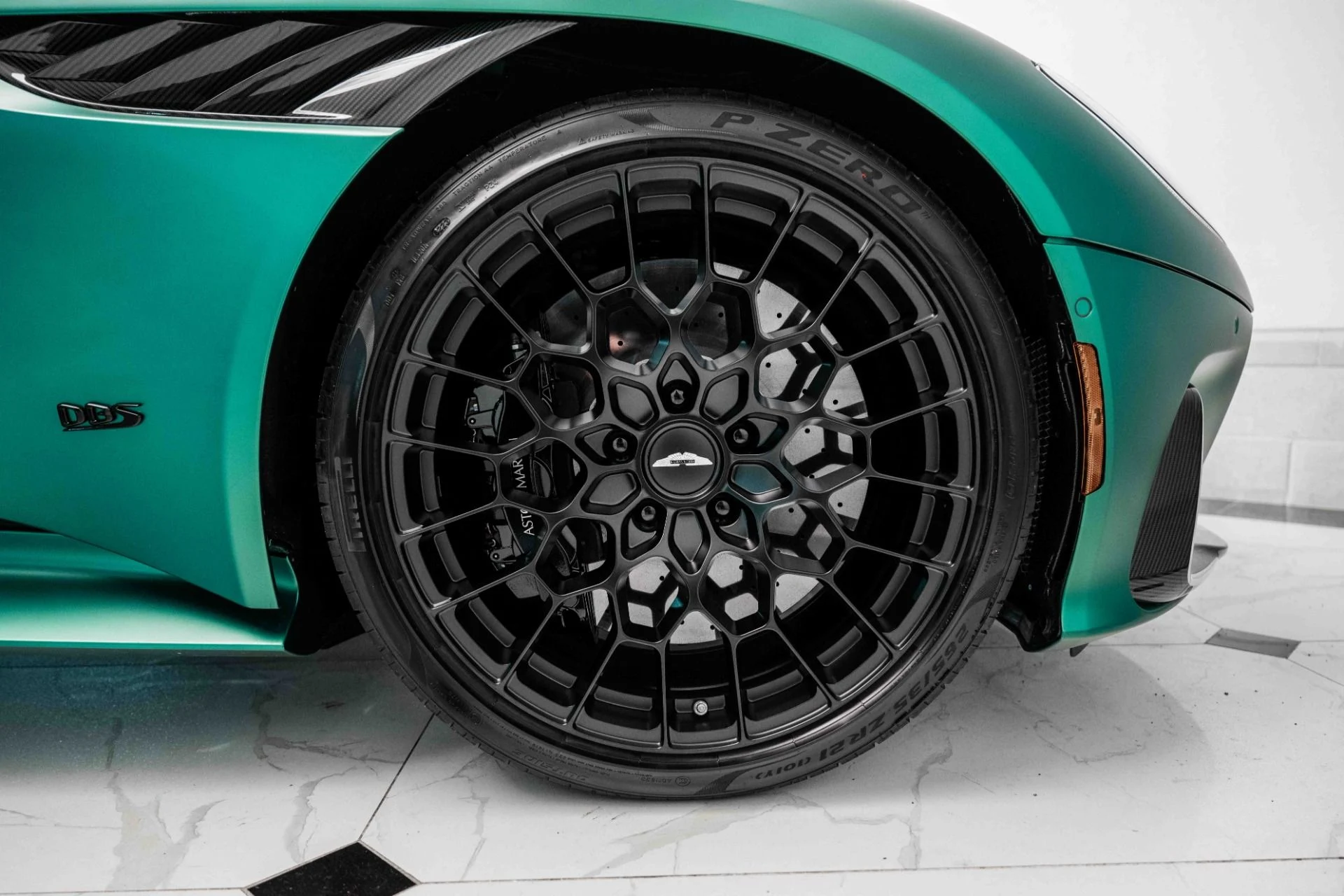mph039_504064669_Used_2023_Aston_Martin_DBS_770_Ultimate_1701899330_a30f90a11f